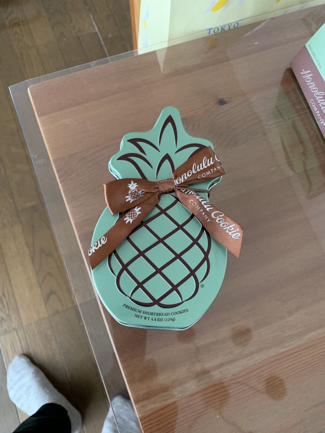 パイナップル形の缶のやつです。