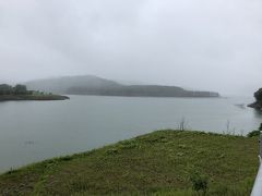 芦別市から夕張に向かっていると大きな湖の傍を走ります。
地図で見るとシューバロ湖かな～。

これは展望台で車を停めて撮りました。

走っている間に幻想的な素敵なところもありましたが、車を停めるところがなく写真は断念。