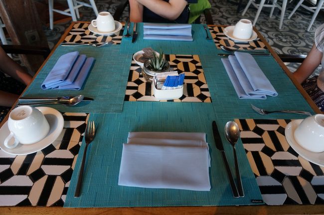 可愛いテーブルセット。