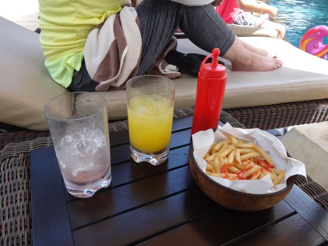 一緒にポテトも頼みました。