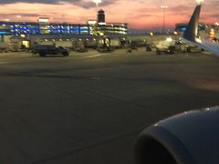 30分以上早く、シャーロット・ダグラス国際空港に到着です。
シャーロット空港は初めてです。