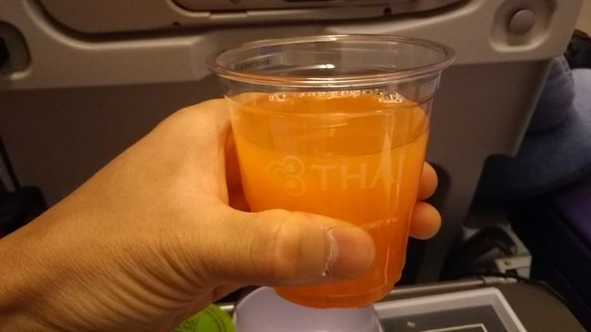 やはり朝もオレンジジュース。さっぱりします。