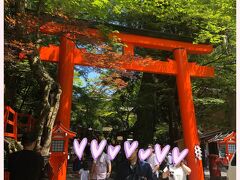 貴船神社に着きました！

今の時期は夜になると七夕のライトアップをしているようです。夜に来るのも良さそう～♪