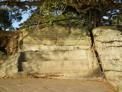 Mrs Macquarie's Chair。