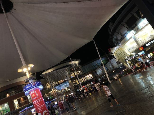 ジャンクセイロンは広くて、まわりきれない。<br />もっとゆっくり見てまわりたかったな。