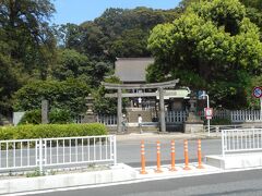 琵琶島神社の入り口にある、瀬戸神社。国道沿い。