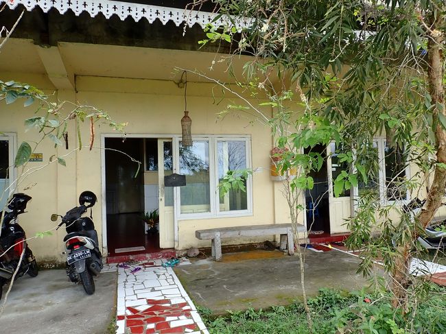 まあ今回の旅は重量は気にしなくていいからヨシとしようと言い聞かせる。こちらが工房の入口。