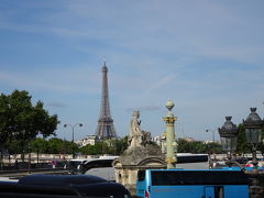 オランジュリー美術館近く。
今日でパリはお別れ。
名残惜しいエッフェル塔。
