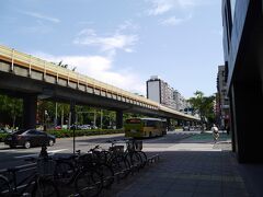 13:20
MRT文湖線の大安駅で下車。
ランチに向かって歩きます！