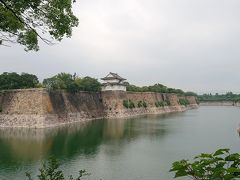 まあ目的の大阪城へ
近いです(大阪城の敷地が広いのか)