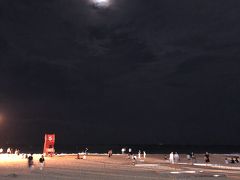 夜の海雲台

月が綺麗な夜でした＾＾