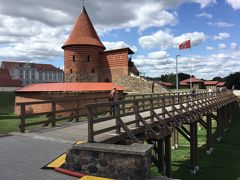 カウナス城
Kaunas Castle
です。
小さいお城ですね。
感じはいい。
外見の観賞。