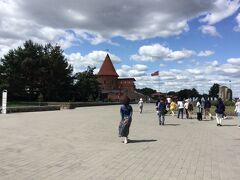 少し歩くと
カウナス城
Kaunas Castle
が見えました。