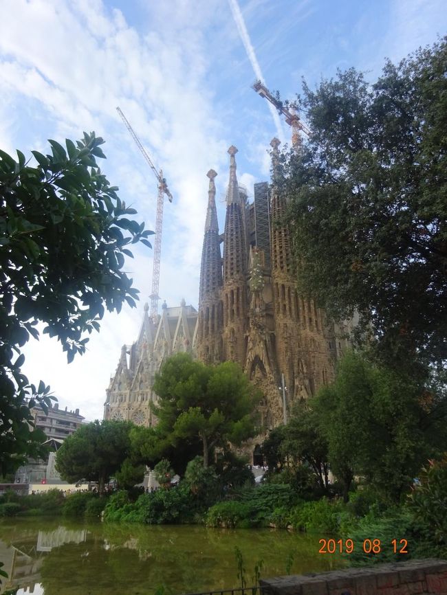 スペイン個人旅行③～サグラダファミリア、グエル公園、そして