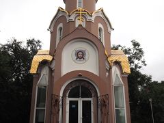アンドレイ教会は小さなロシア正教会。