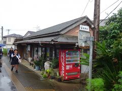 駅そのものは素朴な駅。
唯一すれ違い設備のある駅でもある。