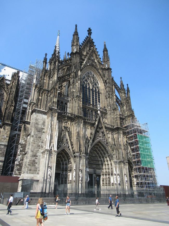 ドイツ周遊の旅⑯ 533段の階段でケルン大聖堂の展望台へ』ケルン