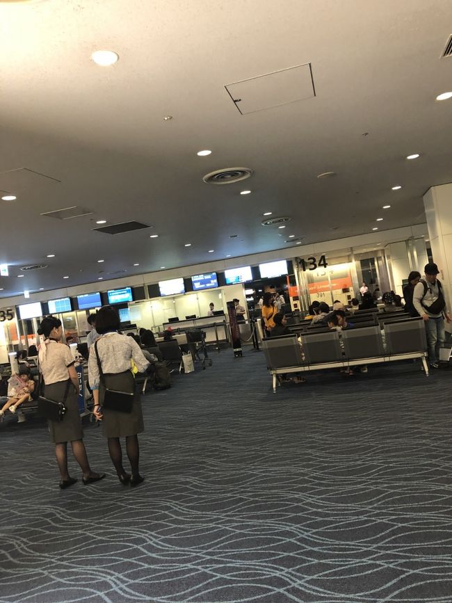 ジャカルタ行き搭乗口はだいぶ端っこでした