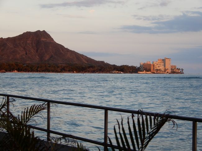 ダイヤモンドヘッドも赤くなる