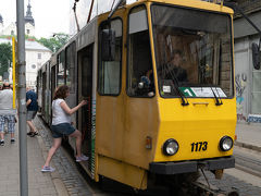 ルスカ通りのRuska St駅に到着．