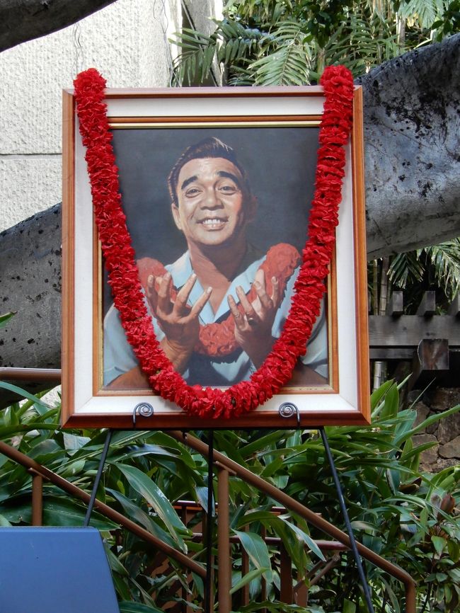 伝説のハワイアンミュージシャン．らしい