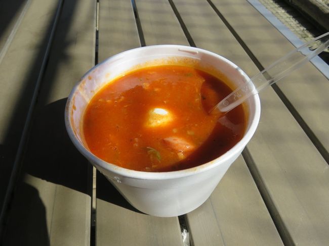 歩き回ったので休憩