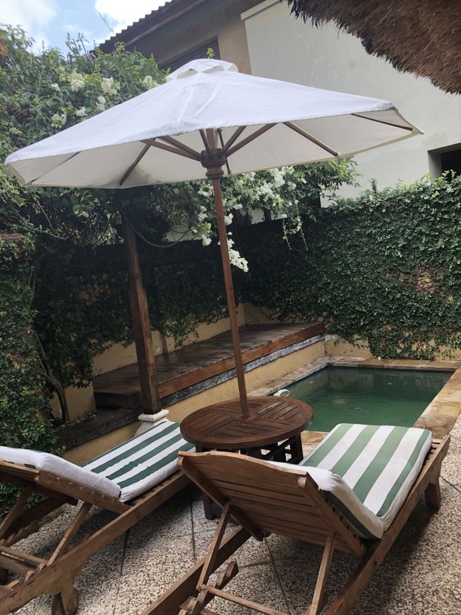 小さなプール付き