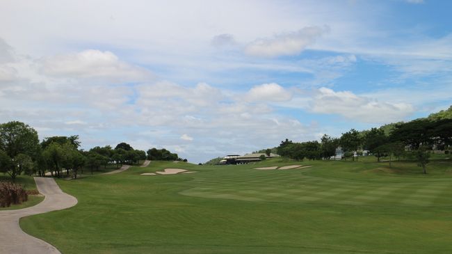 【Black Mountain Golf Club HuaHin】<br />この時期としては最高日和日...雨無しディ。