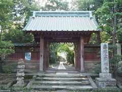 寿福寺　総門　16:05頃

待ち合わせまで、まだ時間があるので「萩の花」をチェックを続けます。