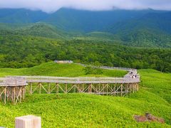 あーあの雲の中を越えて来たんだ、なんか微妙に達成感。

羅臼側の悪天候は羅臼岳で引っ掛かって停滞中ってとこですね。