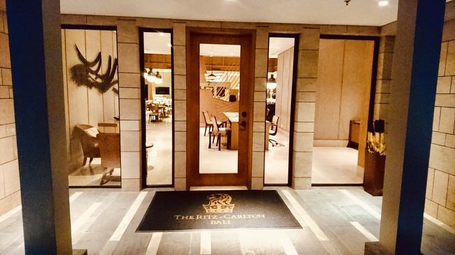 ラウンジの入り口