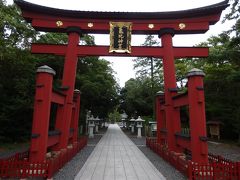 氣比神宮のシンボルでもある大鳥居。