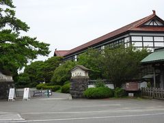 旧萩藩の藩校であった明倫学舎
後に改装され、小学校として使用されていたようです