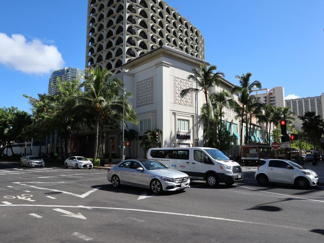 2日目、この日はレンタカーでハレイワの方にドライブ。