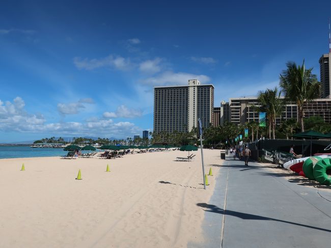 4日目、アラモアナショッピングセンターで過ごす日。