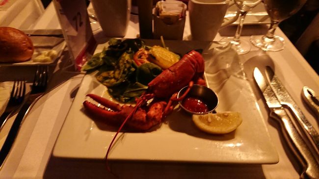 今日もディナーはステーキ、ロブスターでした＼(^_^)／美味しかったです(^q^)