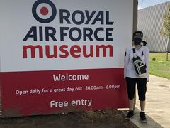 地下鉄　Pimlico ー Colindale
イギリス空軍博物館（Royal Air Force Museum）　
ロンドンの中心部から地下鉄で40分ぐらい離れた郊外にある。ロンドンの戦争博物館の分館で、空軍の装備のみを展示。第一次、二次、戦後の航空機を中心に展示している。入場料は無料なのがうれしい。
敷地は大きく、展示館が４つほどあり展示機体も豊富。
