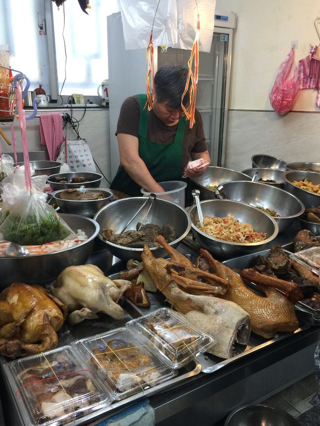 なかなかグロテスクな肉屋さん