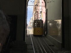 5，6人ほど待っていましたが、直ぐに電車が降りてきました。