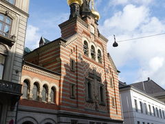 フレデリクス教会の並びには、ロシア正教のアレクサンドル・ネフスキー教会が。