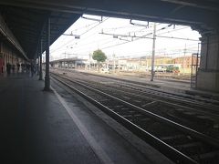 こちらがベネチア本島の駅の一つ手前、ベネチアメストレ駅です