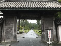 松島。
瑞巌寺山門。