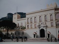 「モナコ公国　大公宮殿」