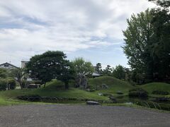 築山泉水式庭園　南庭園