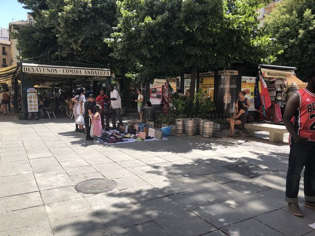 スペイン個人旅行⑥～あるグラナダの午後。市場生ハム最高