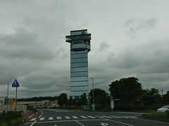 その先のマリンタワーです。
上まで行っては居ませんが…。