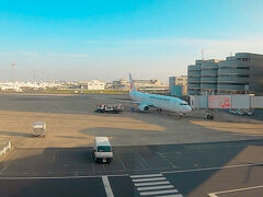 朝7時いざ出発！
まずは羽田からJAL便で関西国際空港へ

大阪で飛行機を乗り継いでバリ島に16:45着予定です。