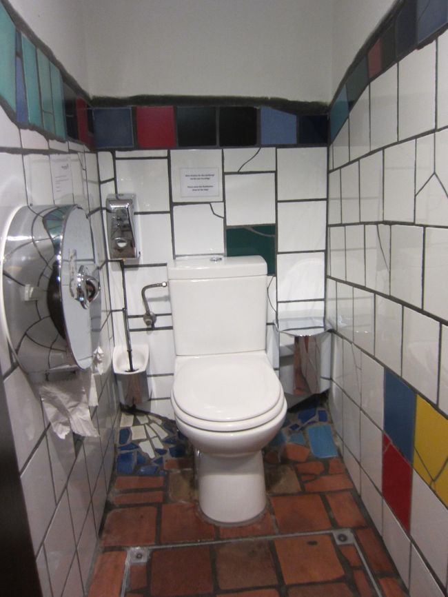 床が波打っていて落ち着きませんでした。