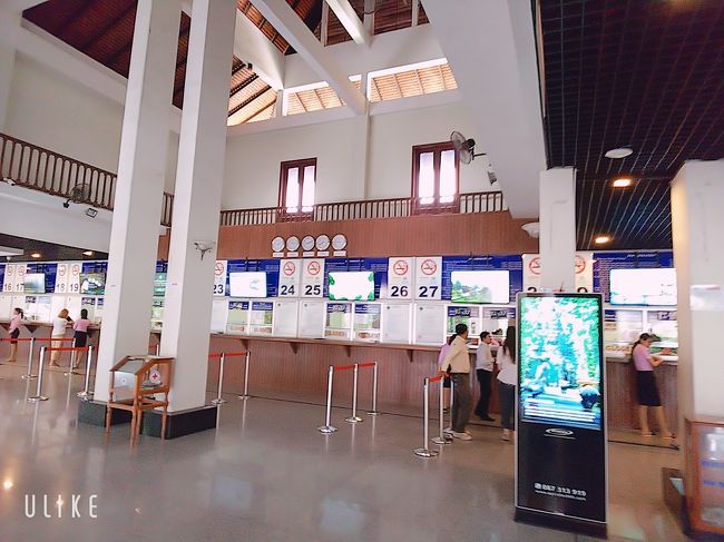 本日はベルトラで申し込んだ3大遺跡と夕日のツアー。<br />チケット売り場にまず案内されました。<br />3人、お一人様ばかりのツアーで気兼ねなくてよかった。