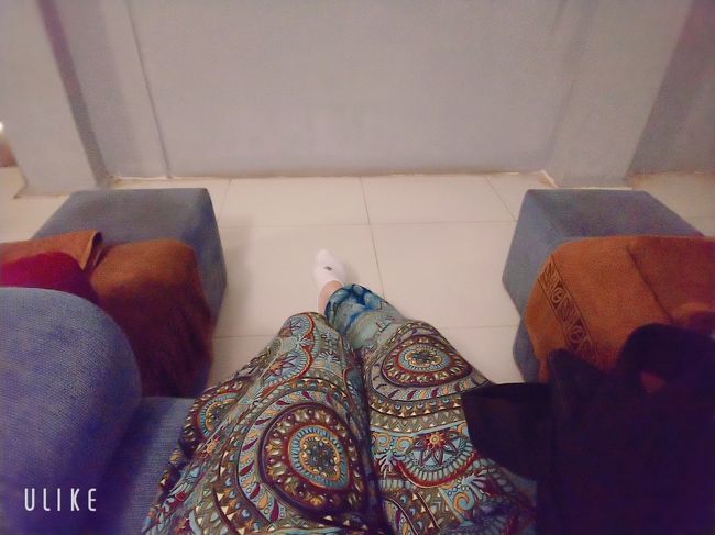 ツアーで休憩中にマッサージ。<br />10ドルくらい。<br />クーラー効いてて気持ちよかった??<br />